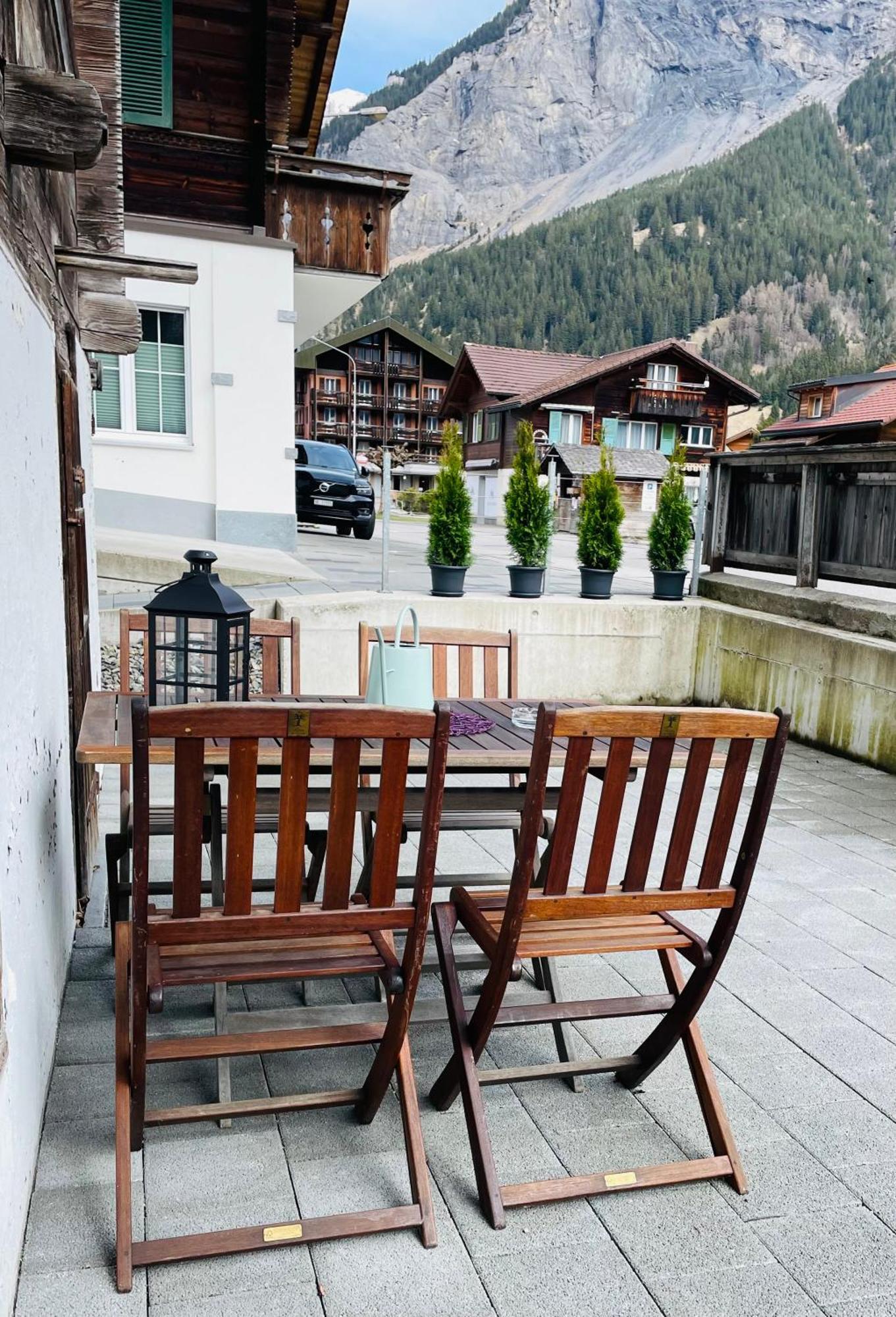 Charming, Well-Equipped Alpine Apartment Kandersteg Exteriör bild