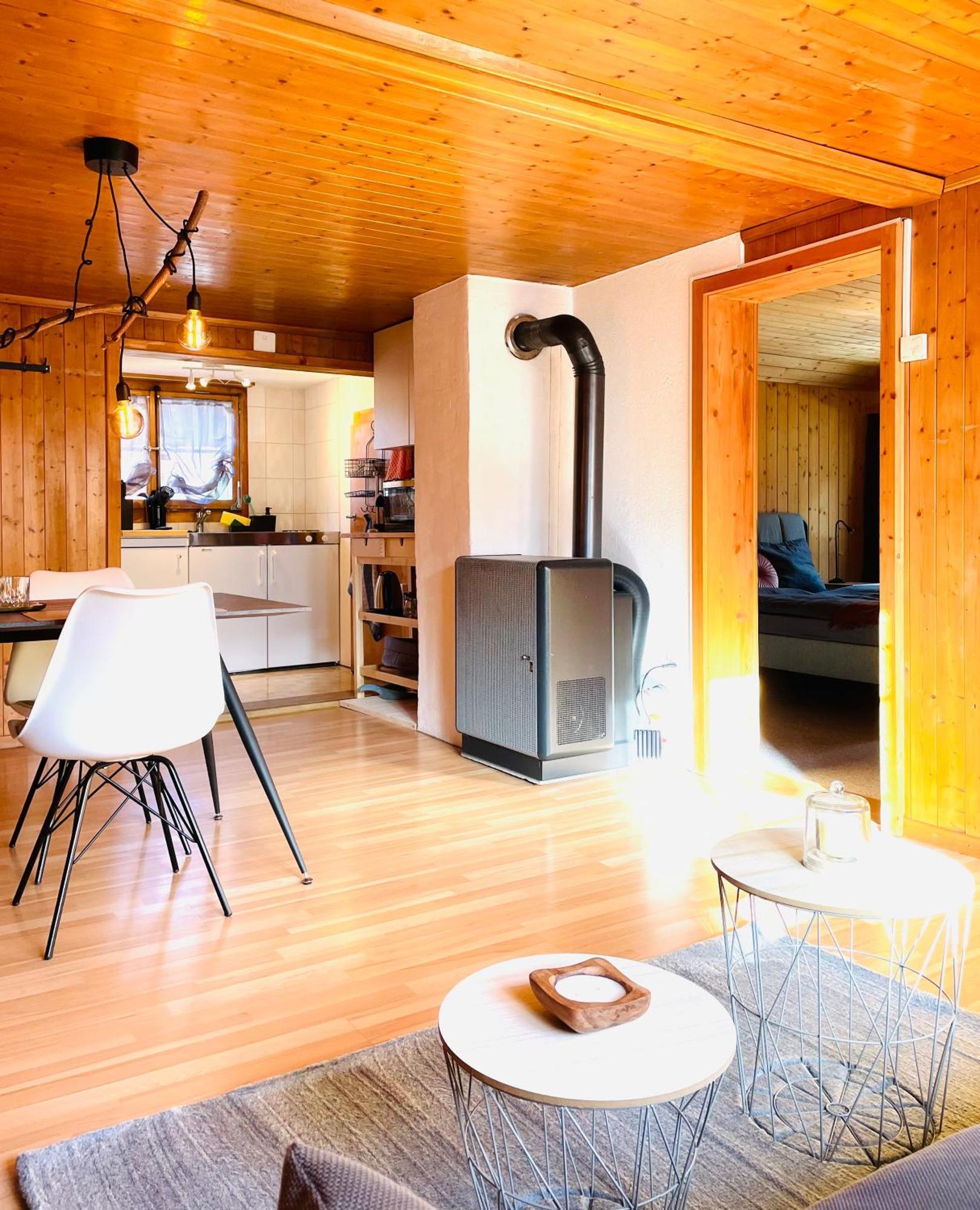 Charming, Well-Equipped Alpine Apartment Kandersteg Exteriör bild