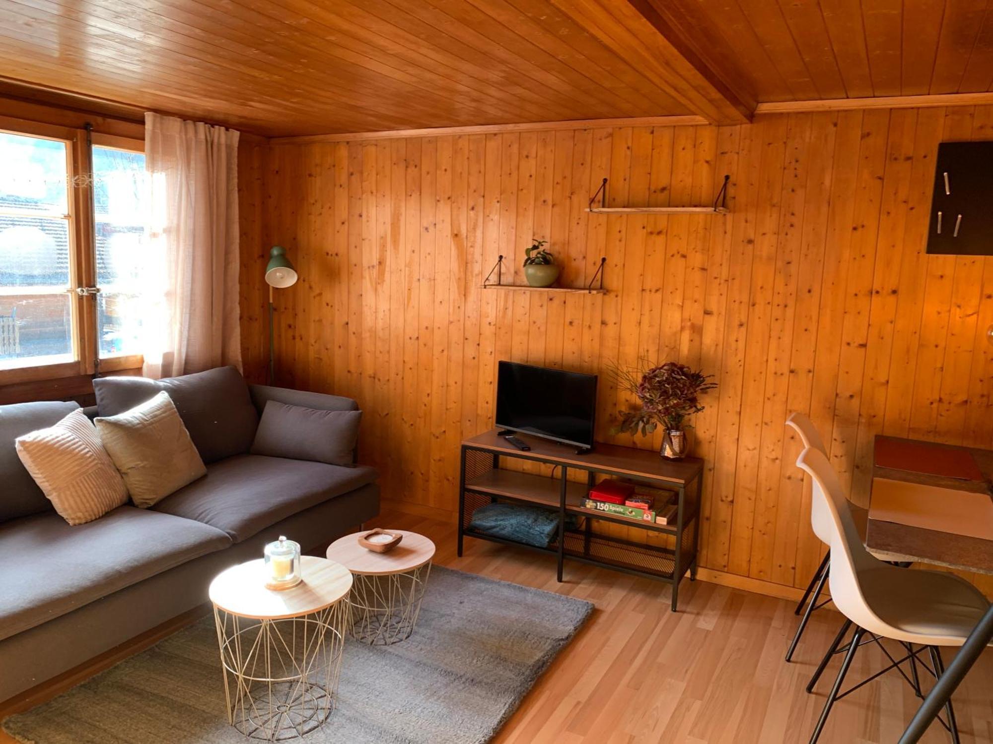 Charming, Well-Equipped Alpine Apartment Kandersteg Exteriör bild