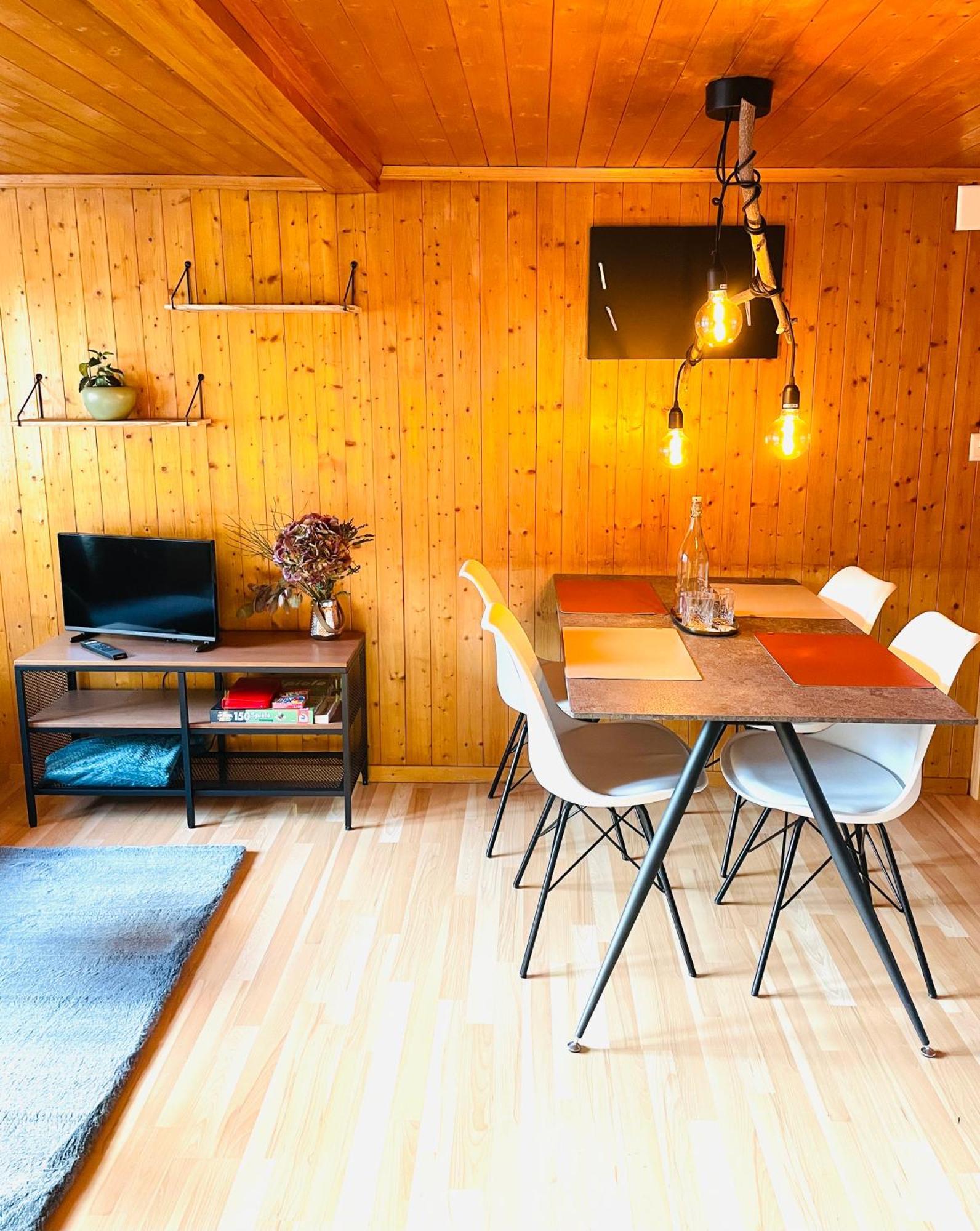 Charming, Well-Equipped Alpine Apartment Kandersteg Exteriör bild