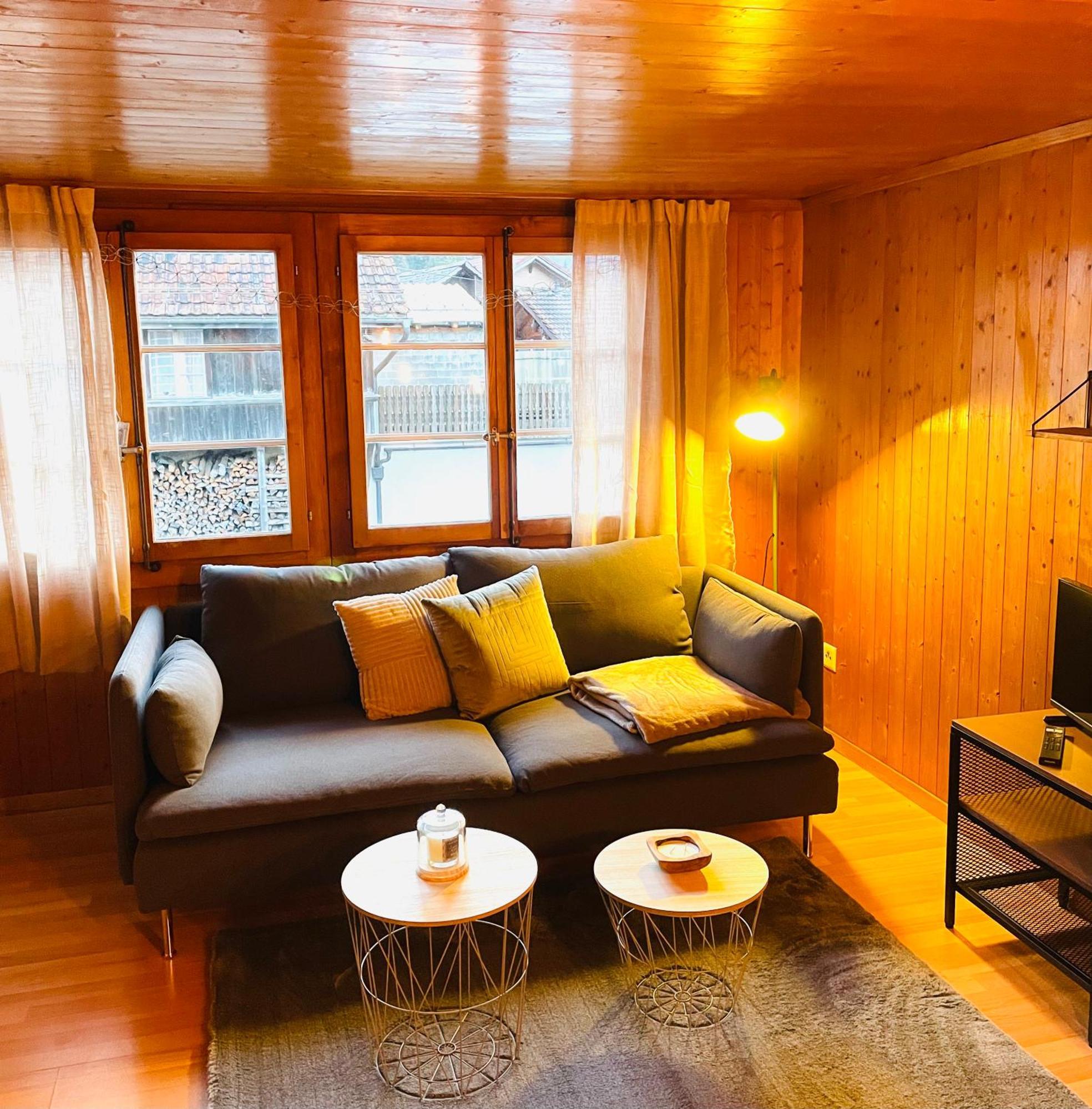 Charming, Well-Equipped Alpine Apartment Kandersteg Exteriör bild
